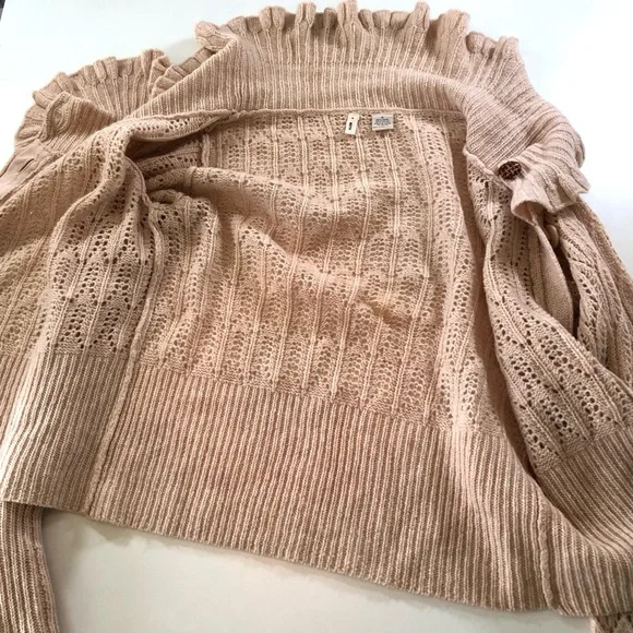 Anthropologie Moth Women’s S, Ruffled Collar, Tan Crochet Cardigan Sweater, Wool - Picture 4 of 13